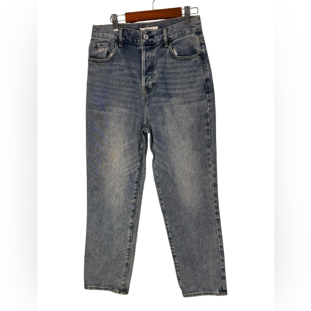 Pacsun High Rise Straight Leg Button Fly Relaxed Jeans Size 27 medium wash